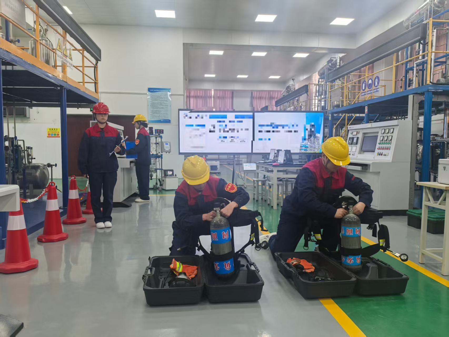 绿色化工与新材料304永利集团官网入口开展竞赛演练活动